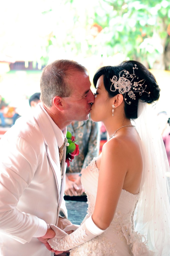 Andrew and Imelda at their wedding ceremony on Bali