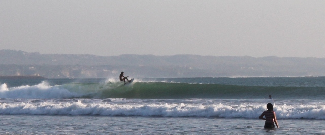 Decent waves at Kuta beach, By: Prima Ayu