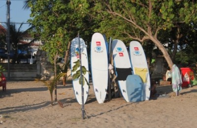 Surfboards for rent on Kuta beach, By: Prima Ayu