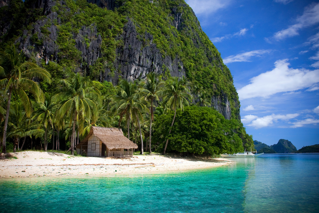 El Nido Bay in the Palawan Island, a stunning conservation-minded resort for holidaying