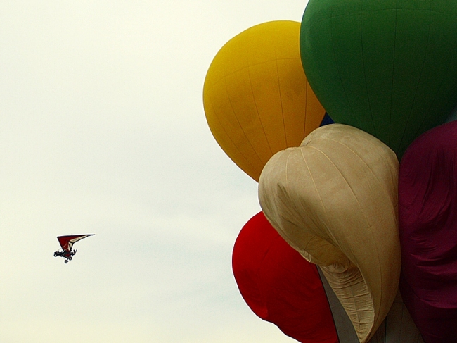 Hot air balloon festival Bogor West-Java, By: Zoilus Sitepu