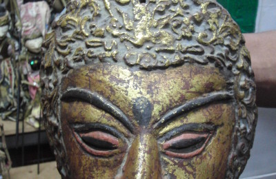 Antique mask from Madura with an ornamental flying horse