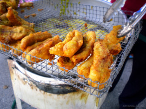 Port Dickson Seaside snacks, pisang goreng, By: Azrianna