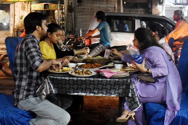 Asia Album: Delicious street food in Lahore, Pakistan - Latitudes